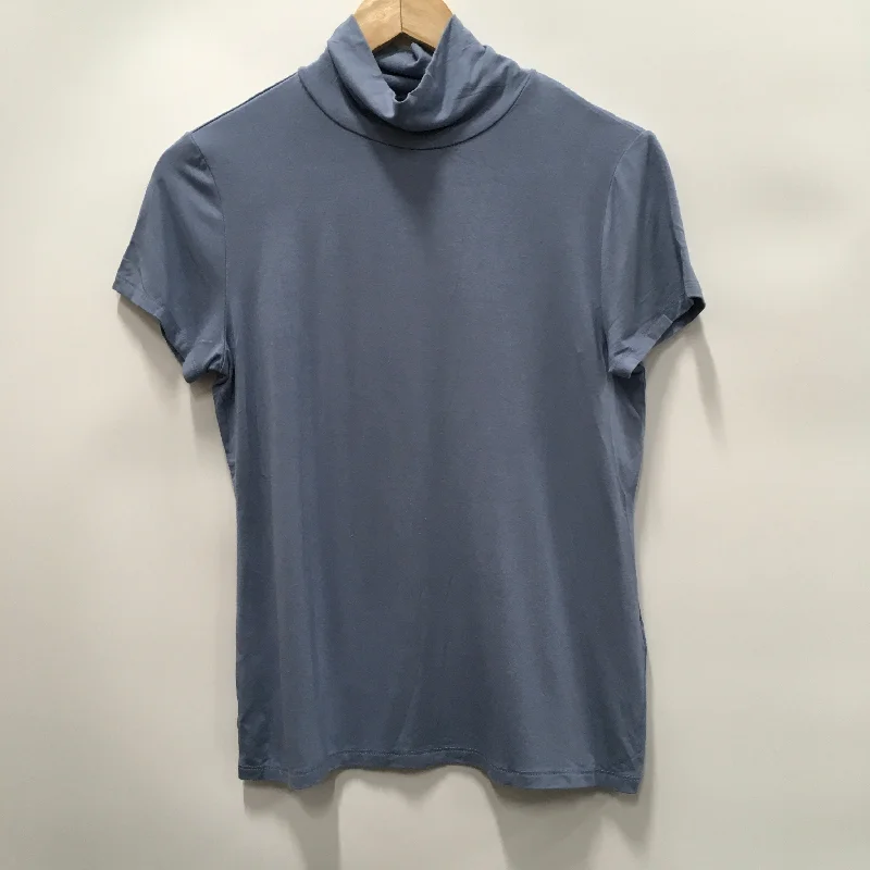 Top Short Sleeve Basic By Tahari By Arthur Levine In Blue, Size: S