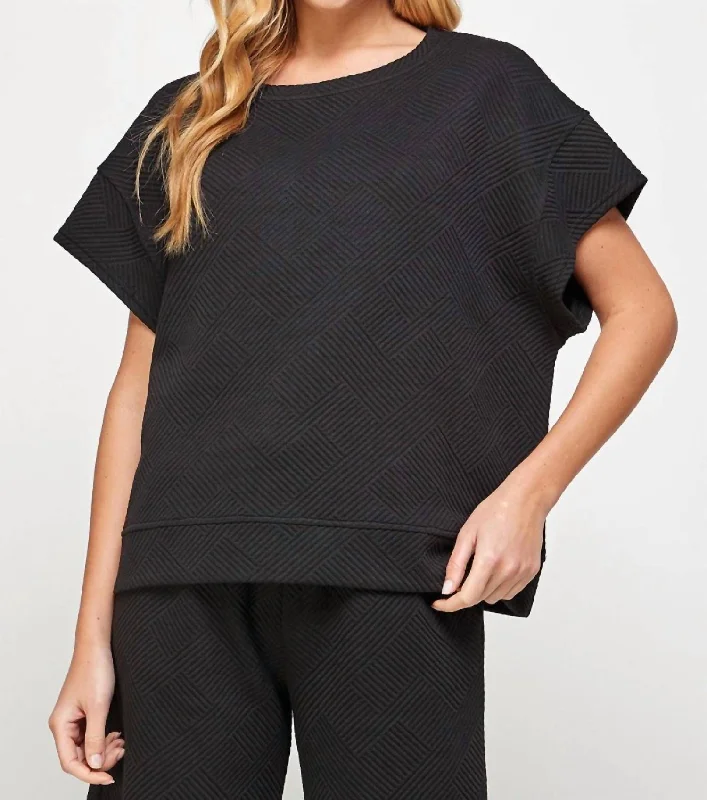 Textured Short Sleeve Sweatshirt In Black